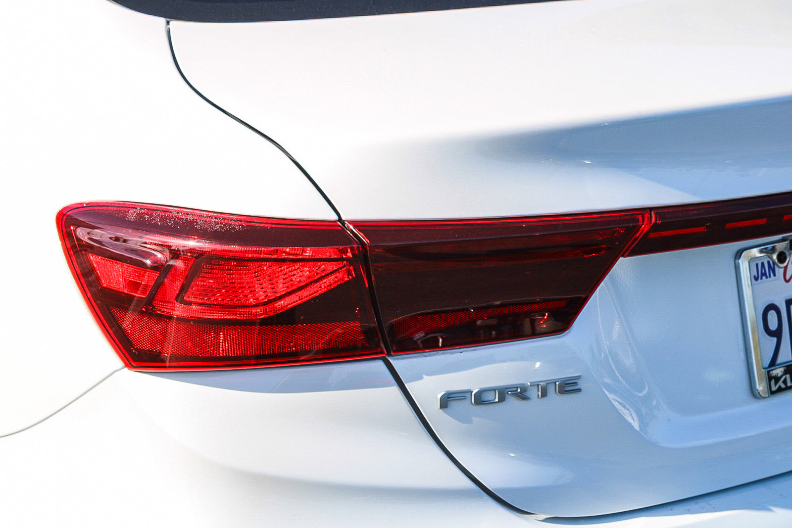 Used 2023 Kia Forte LXS FWD image 10