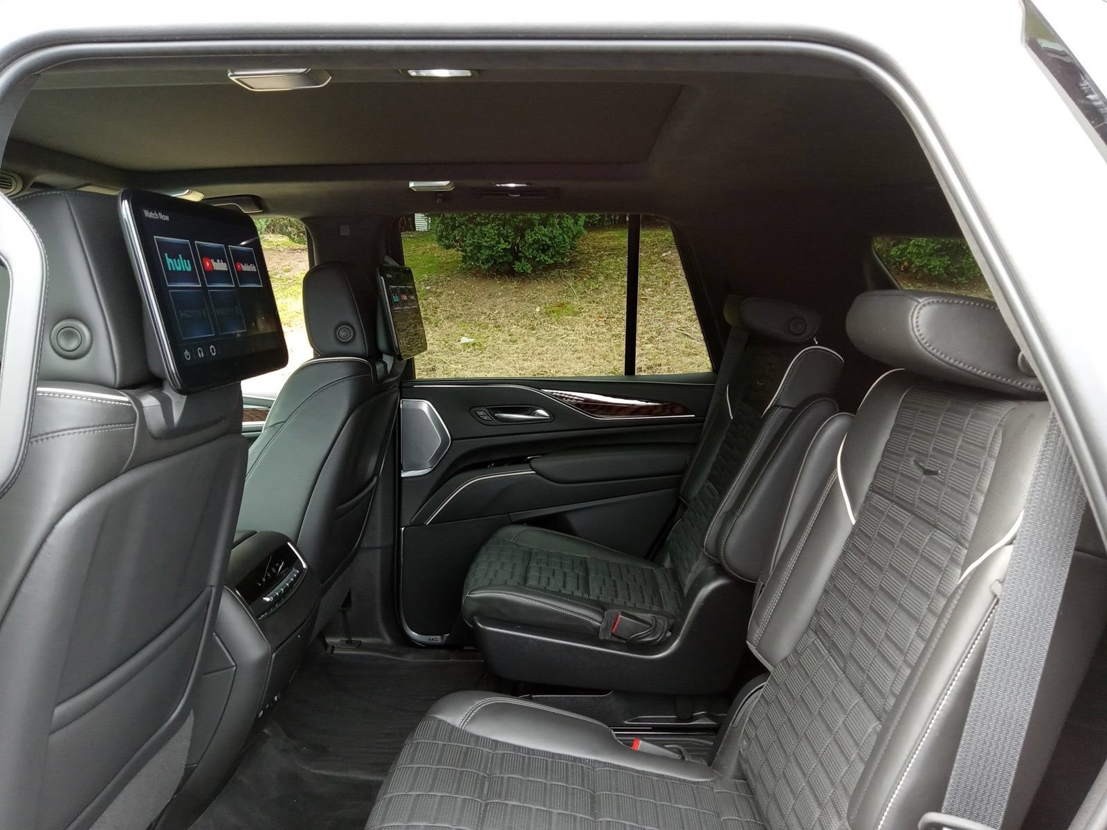 Used 2023 Cadillac Escalade Sport Platinum AWD/4WD image 24