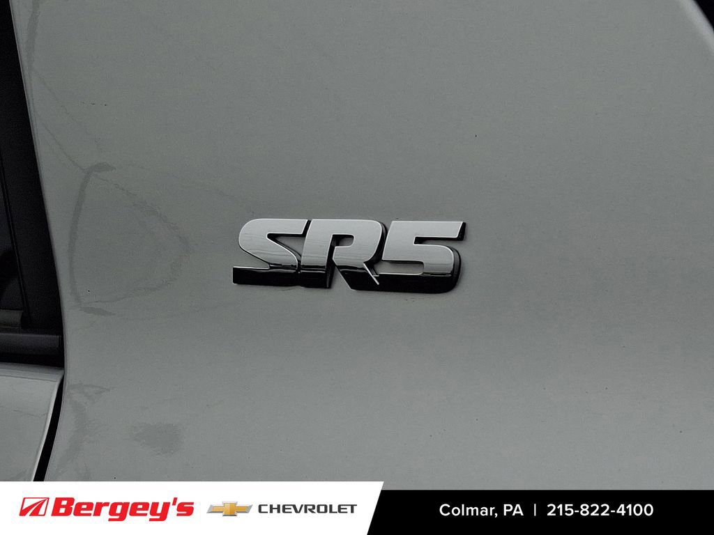 Used 2024 Toyota 4Runner SR5 RWD image 33