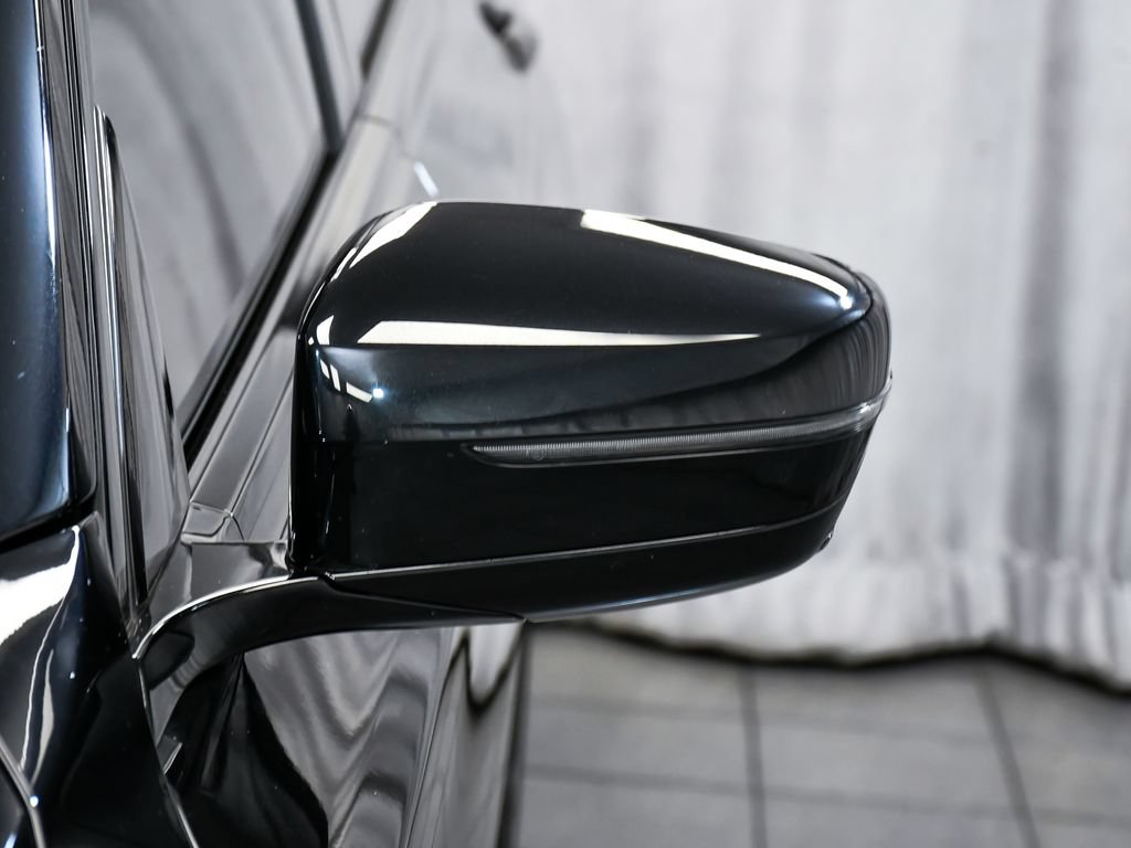 Used 2022 BMW 740i xDrive w/ M Sport Package AWD/4WD image 85