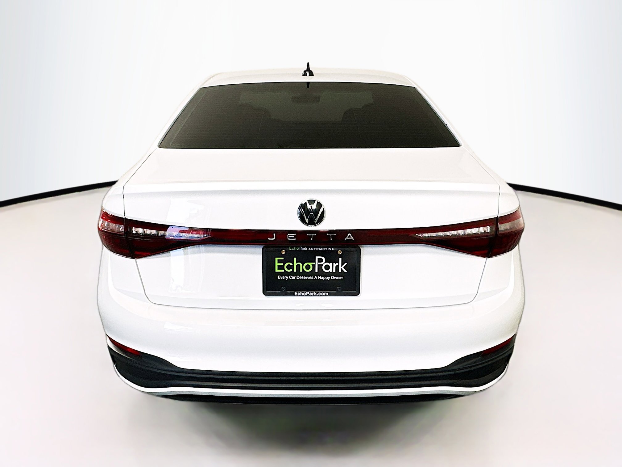 Used 2025 Volkswagen Jetta Sport image 7