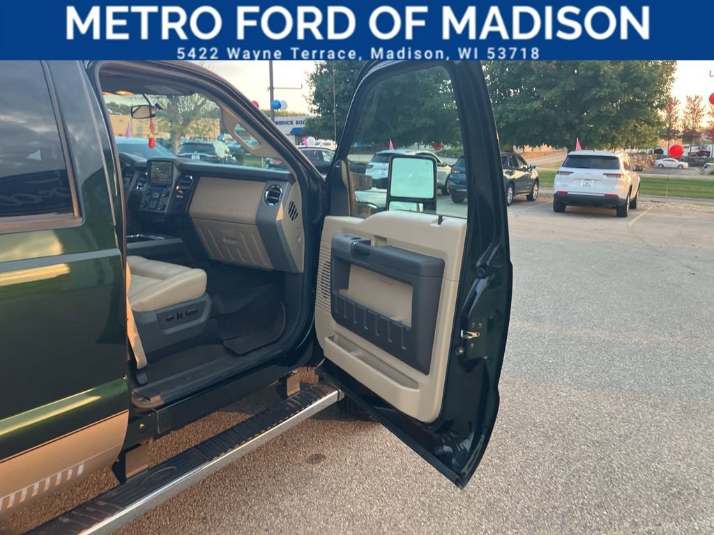 Used 2013 Ford F350 Lariat w/ Chrome Pkg image 42