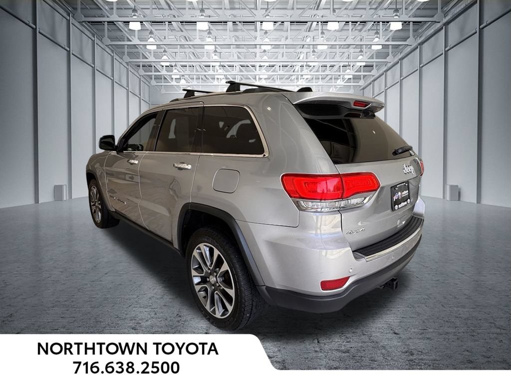 Used 2018 Jeep Grand Cherokee Limited w/ Luxury Group II AWD/4WD image 3