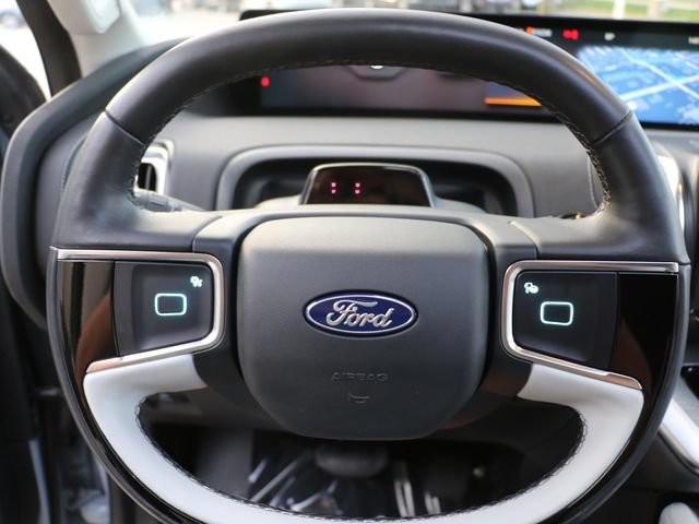 Used 2025 Ford Expedition Max Platinum w/ Driver's Package AWD/4WD image 26
