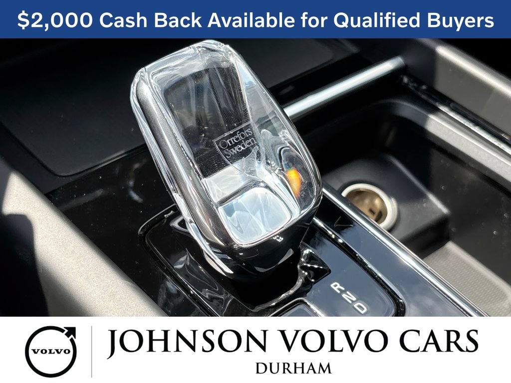 New 2026 Volvo XC60 B5 Plus w/ Protection Package Premier AWD/4WD image 23