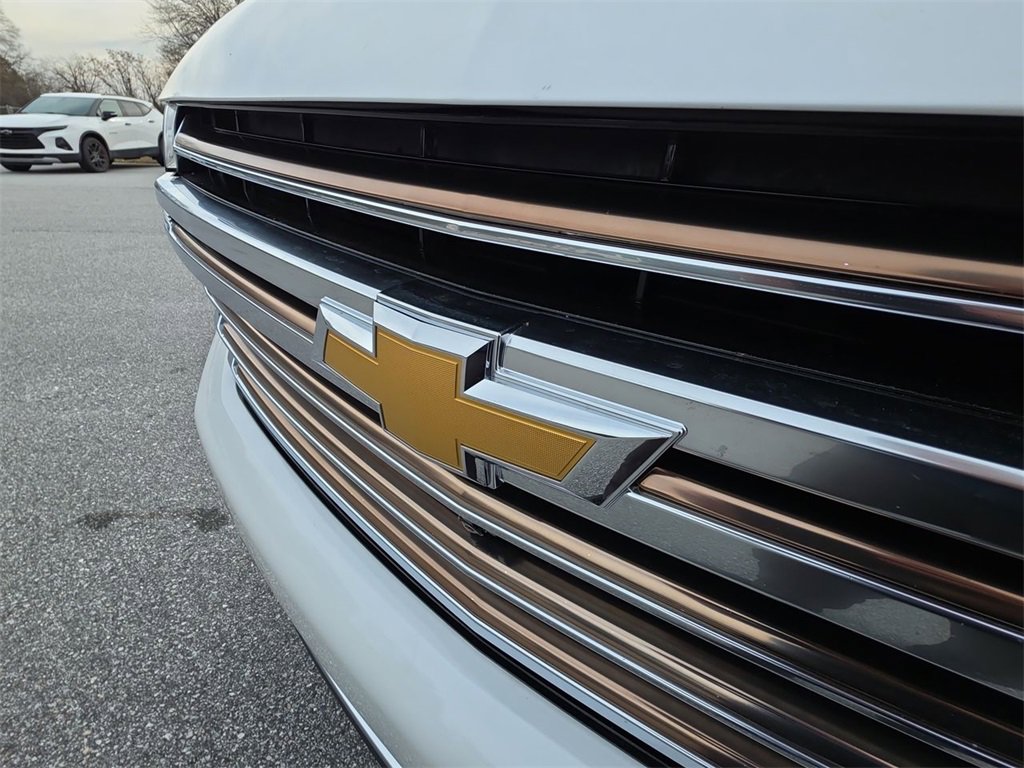 Used 2021 Chevrolet Suburban High Country image 30