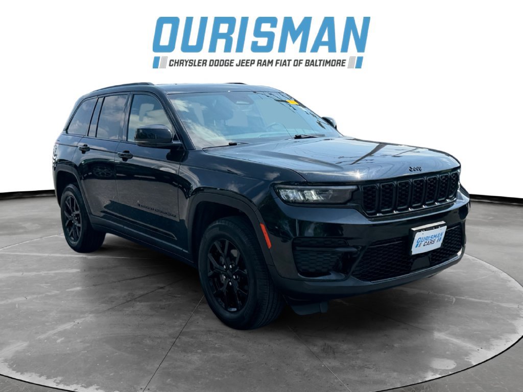 Used 2024 Jeep Grand Cherokee Altitude