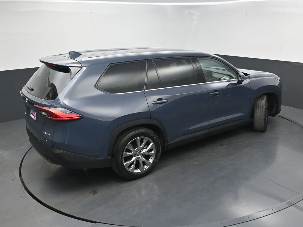 Used 2024 Toyota Grand Highlander Limited image 38