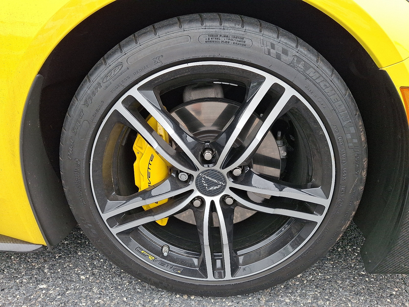 Used 2016 Chevrolet Corvette Stingray Coupe w/ 2LT Preferred Equipment Group RWD image 9