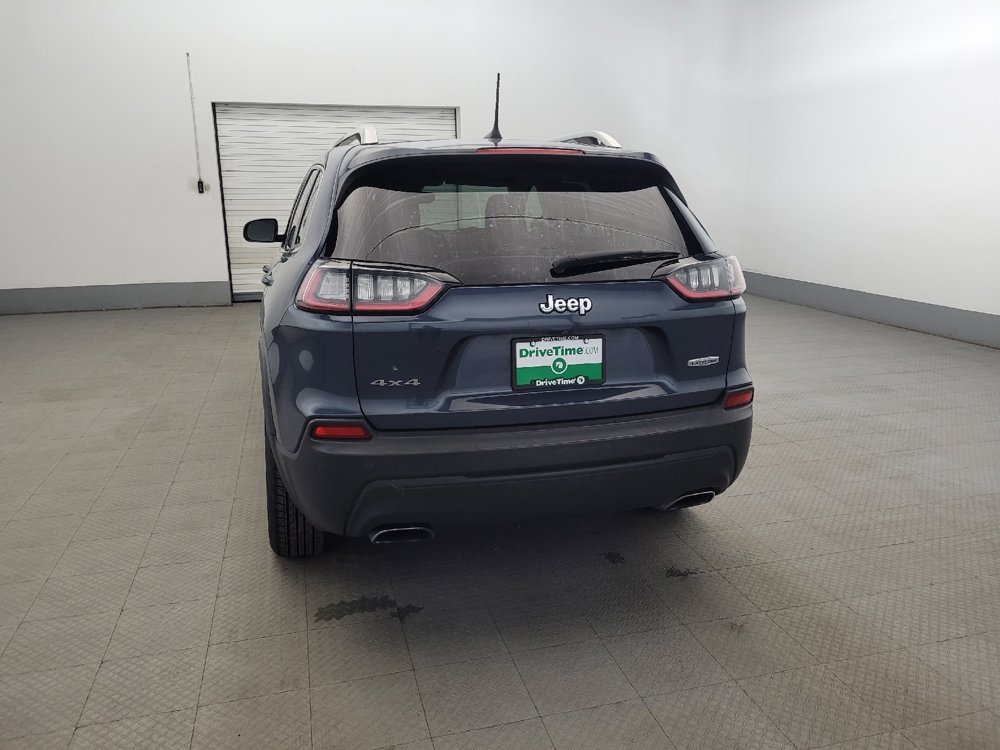Used 2019 Jeep Cherokee Latitude Plus w/ Comfort/Convenience Group image 6