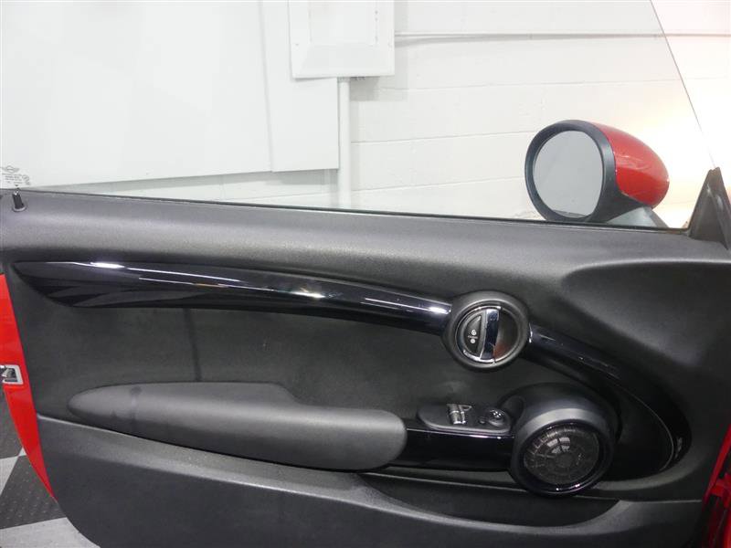 Used 2016 MINI Cooper S image 16