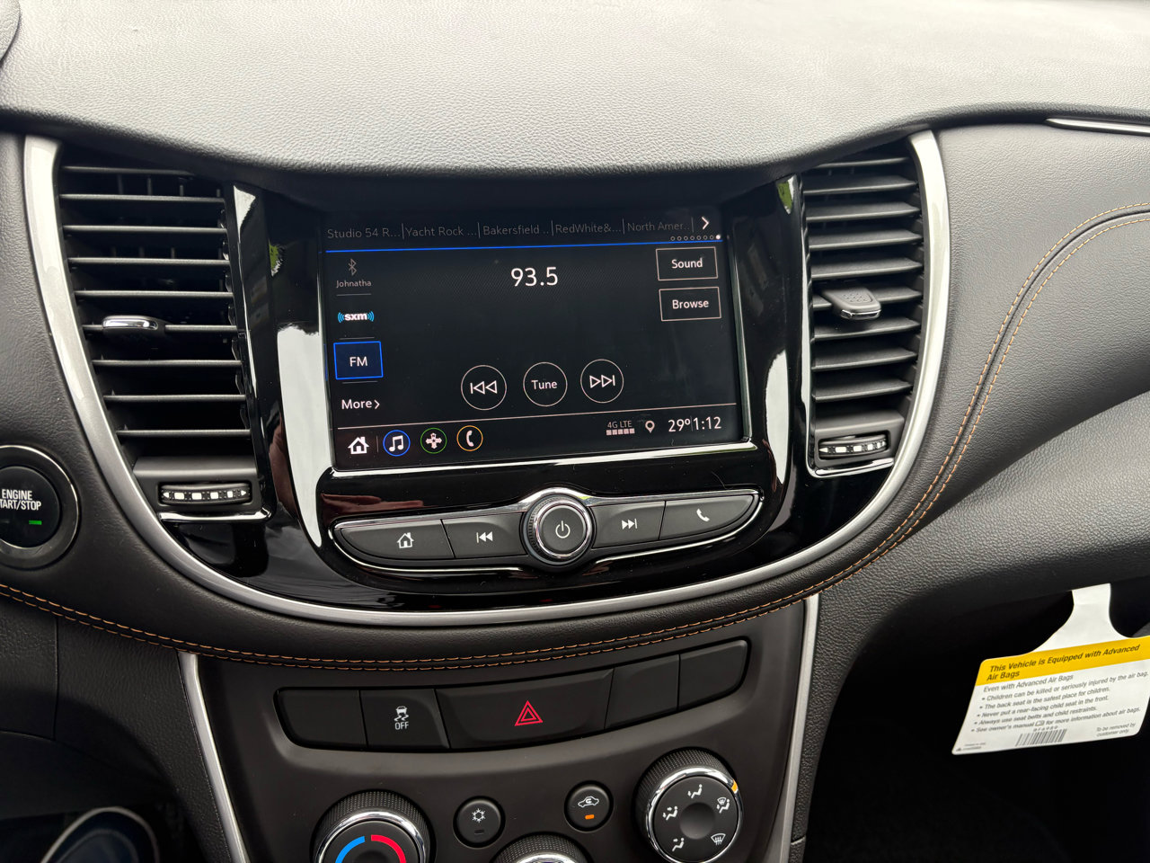 Used 2020 Chevrolet Trax LT w/ LT Convenience Package image 23