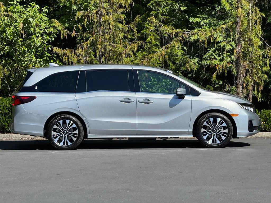 Used 2026 Honda Odyssey Elite image 36