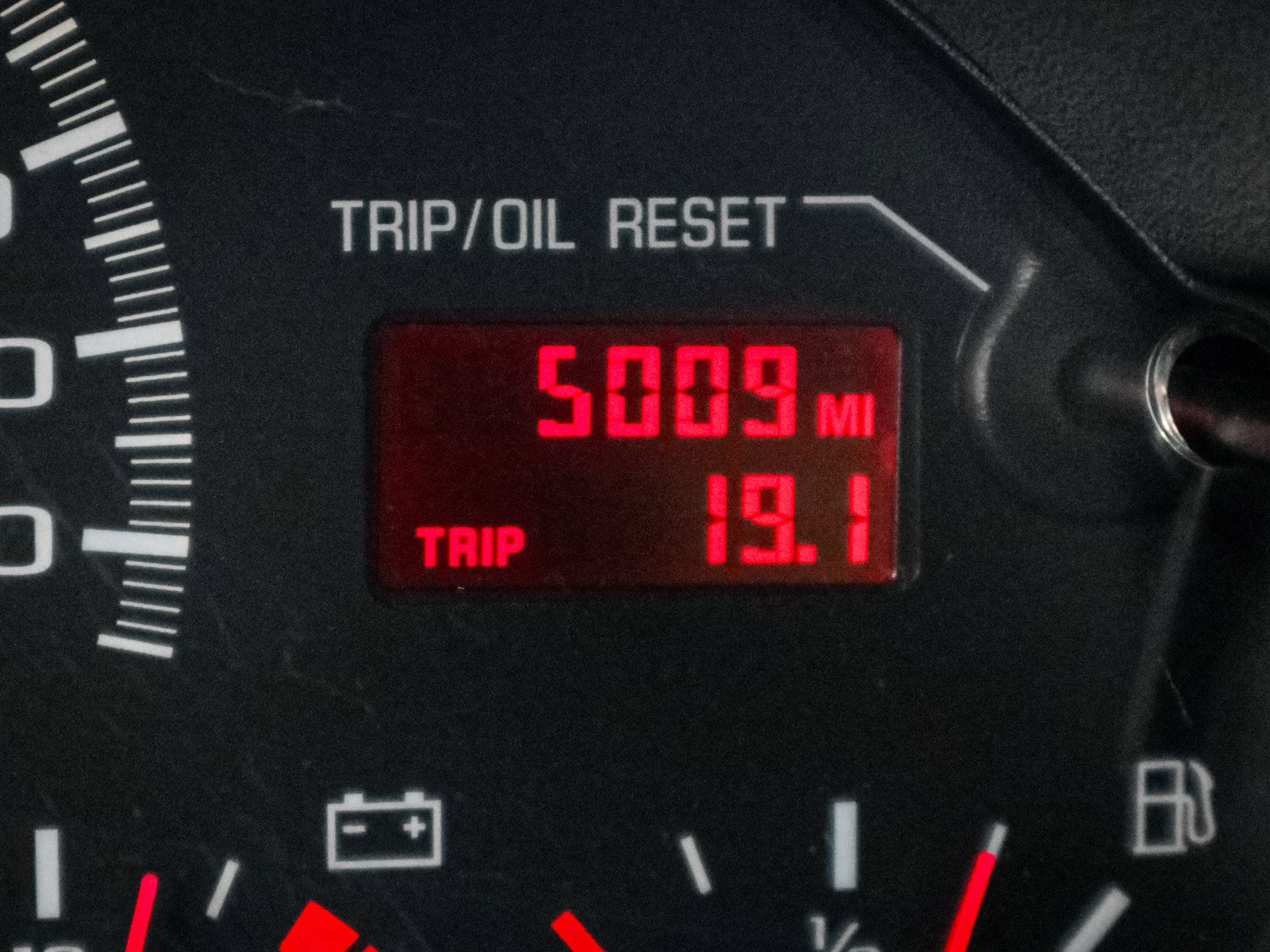 Used 2002 Chevrolet Camaro Z28 w/ SS Performance/Appearance Pkg image 22