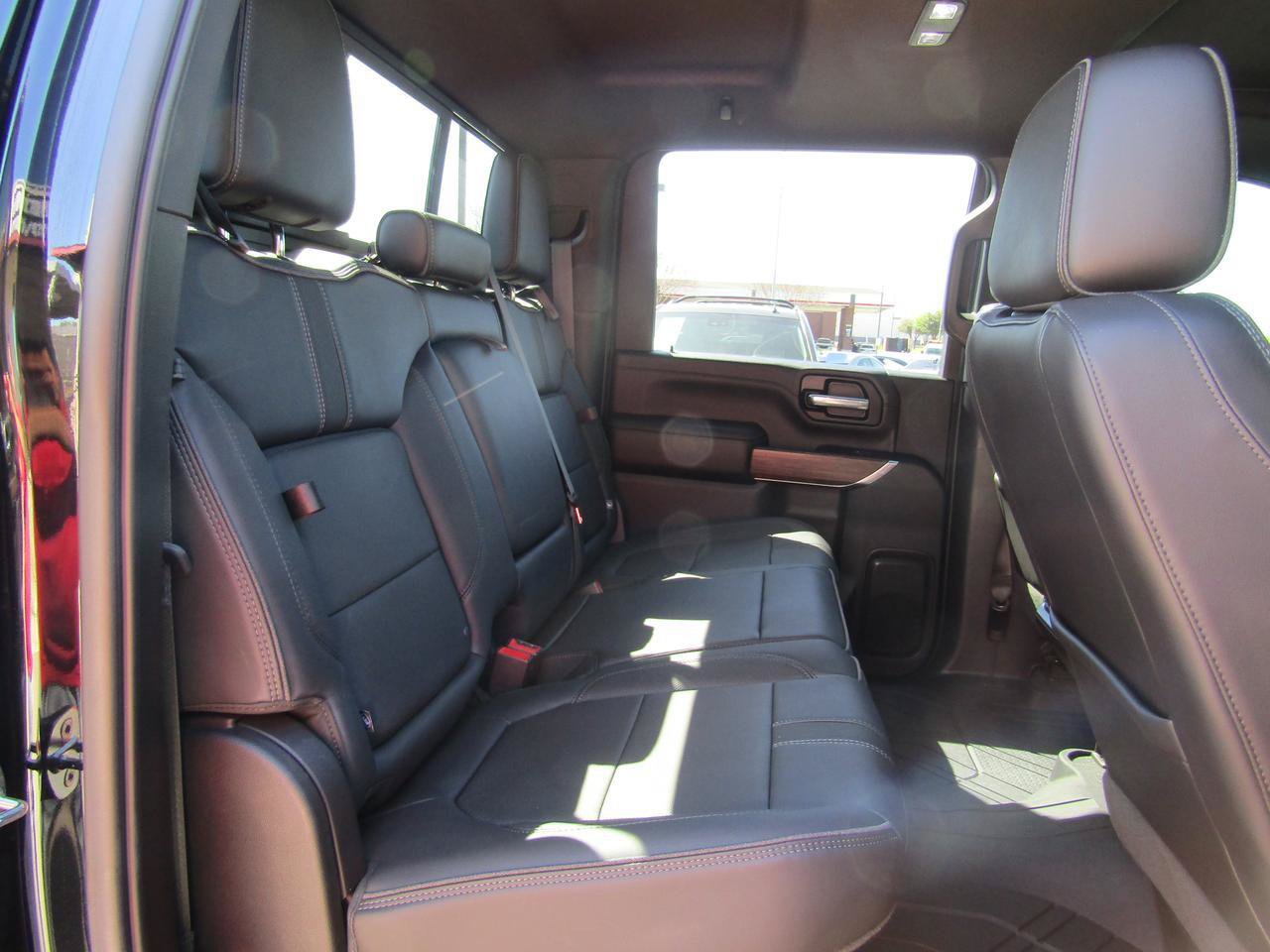 Used 2022 Chevrolet Silverado 3500 High Country AWD/4WD image 13
