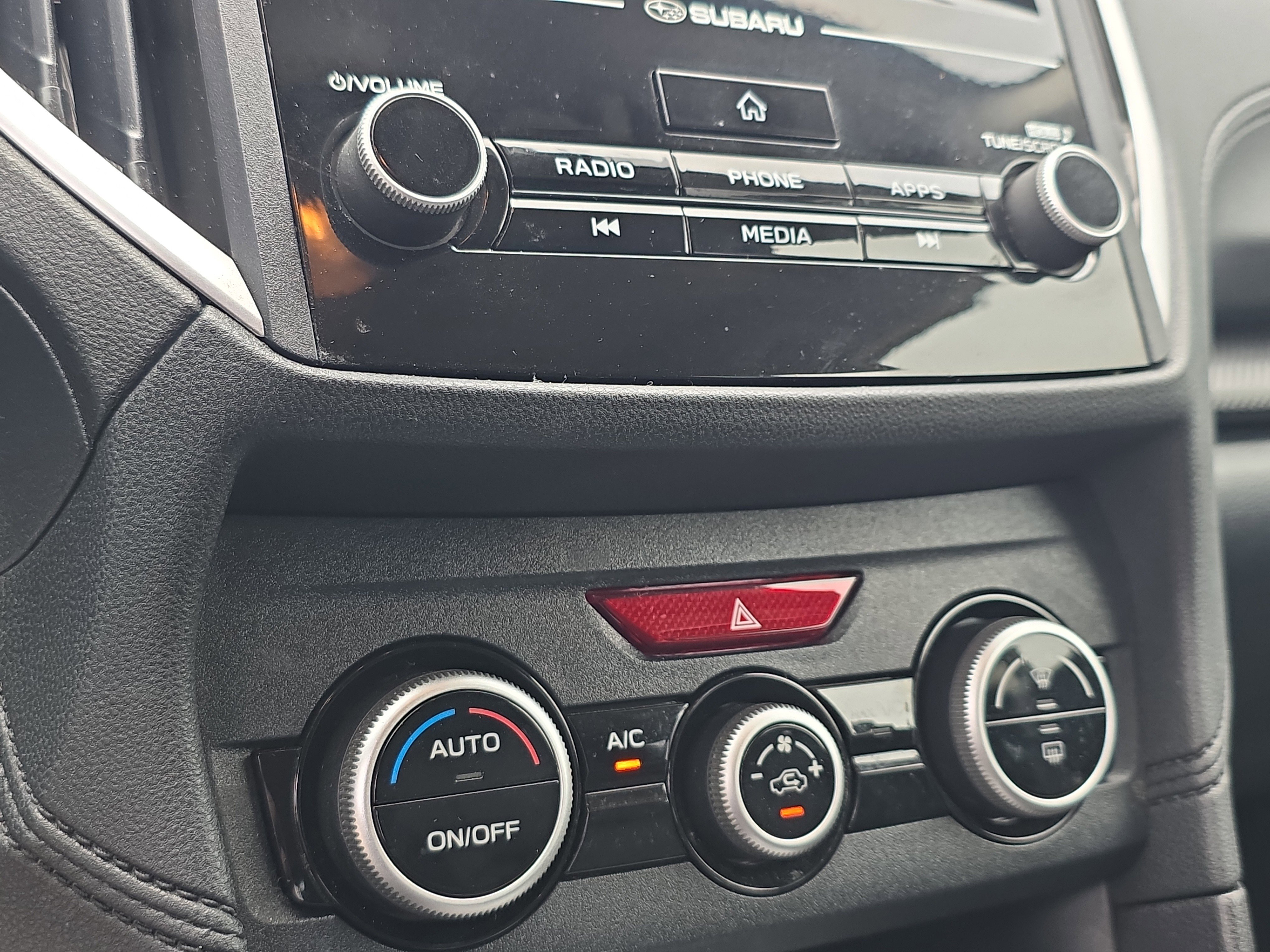 Used 2022 Subaru Crosstrek 2.0i AWD/4WD image 34