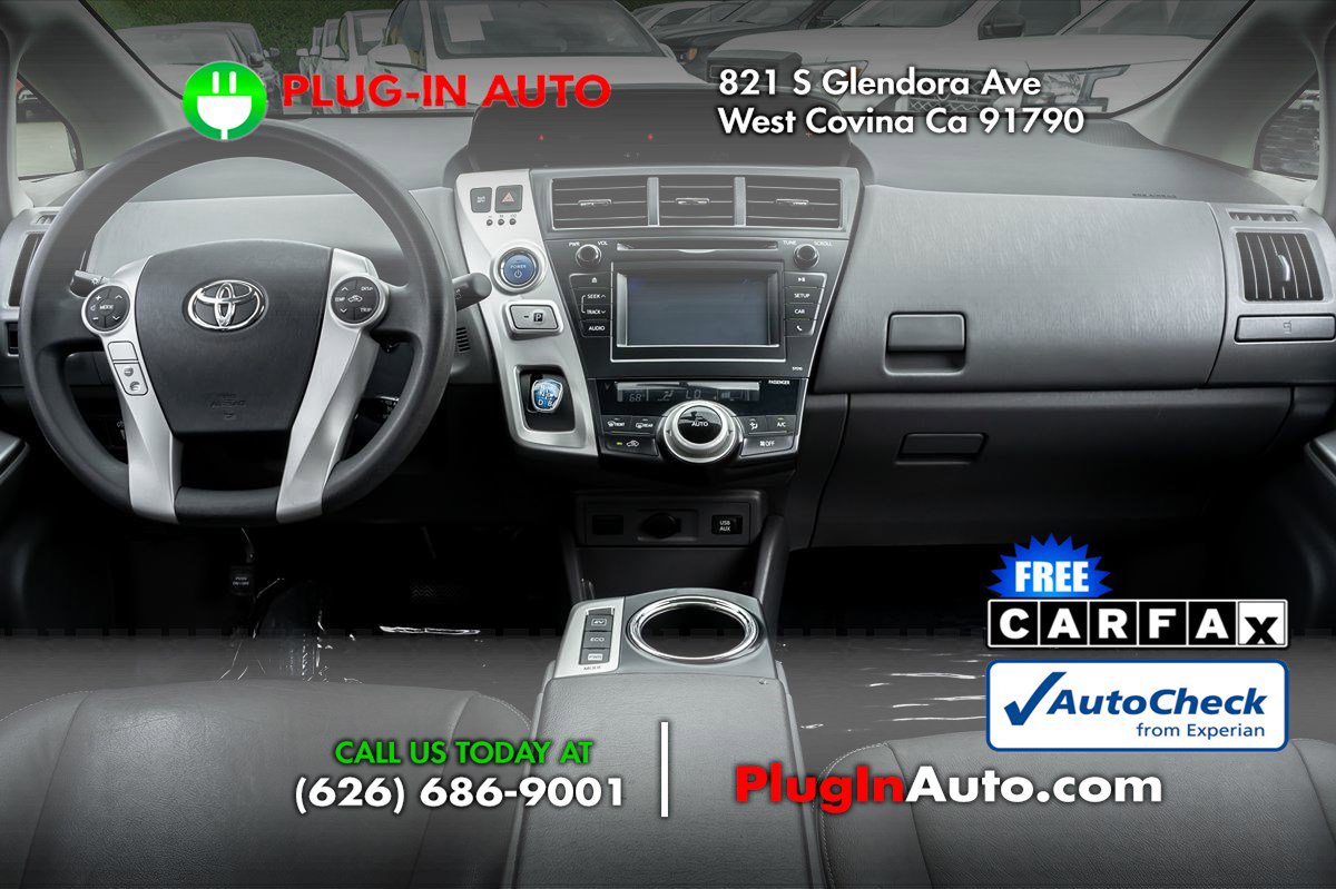 Used 2013 Toyota Prius V Two FWD image 14