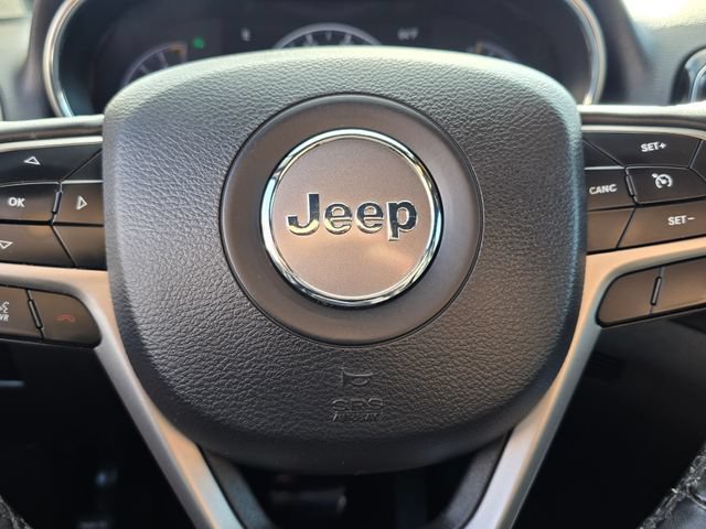 Used 2019 Jeep Grand Cherokee Altitude RWD image 27