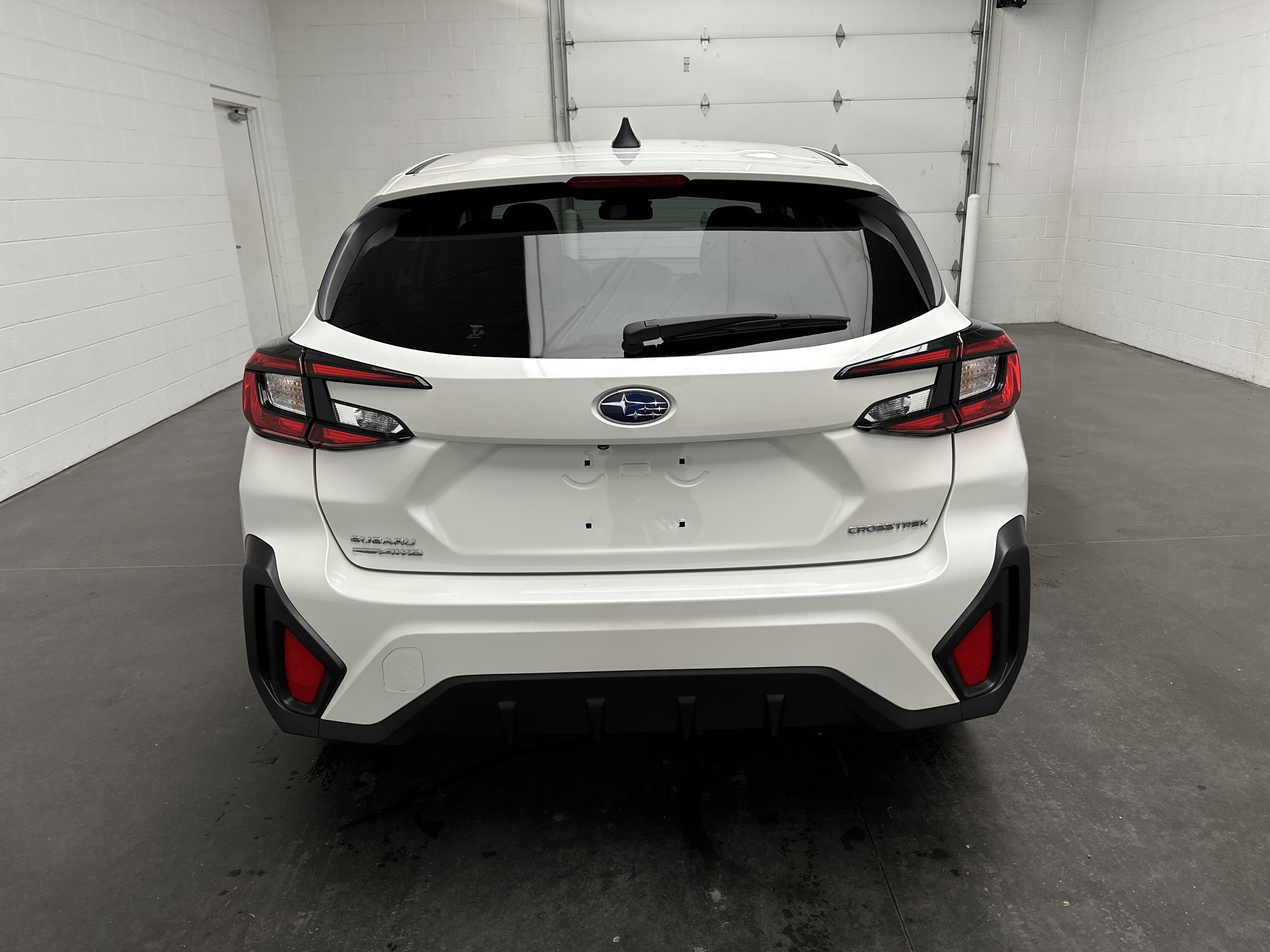 Used 2025 Subaru Crosstrek 2.0i AWD/4WD image 7