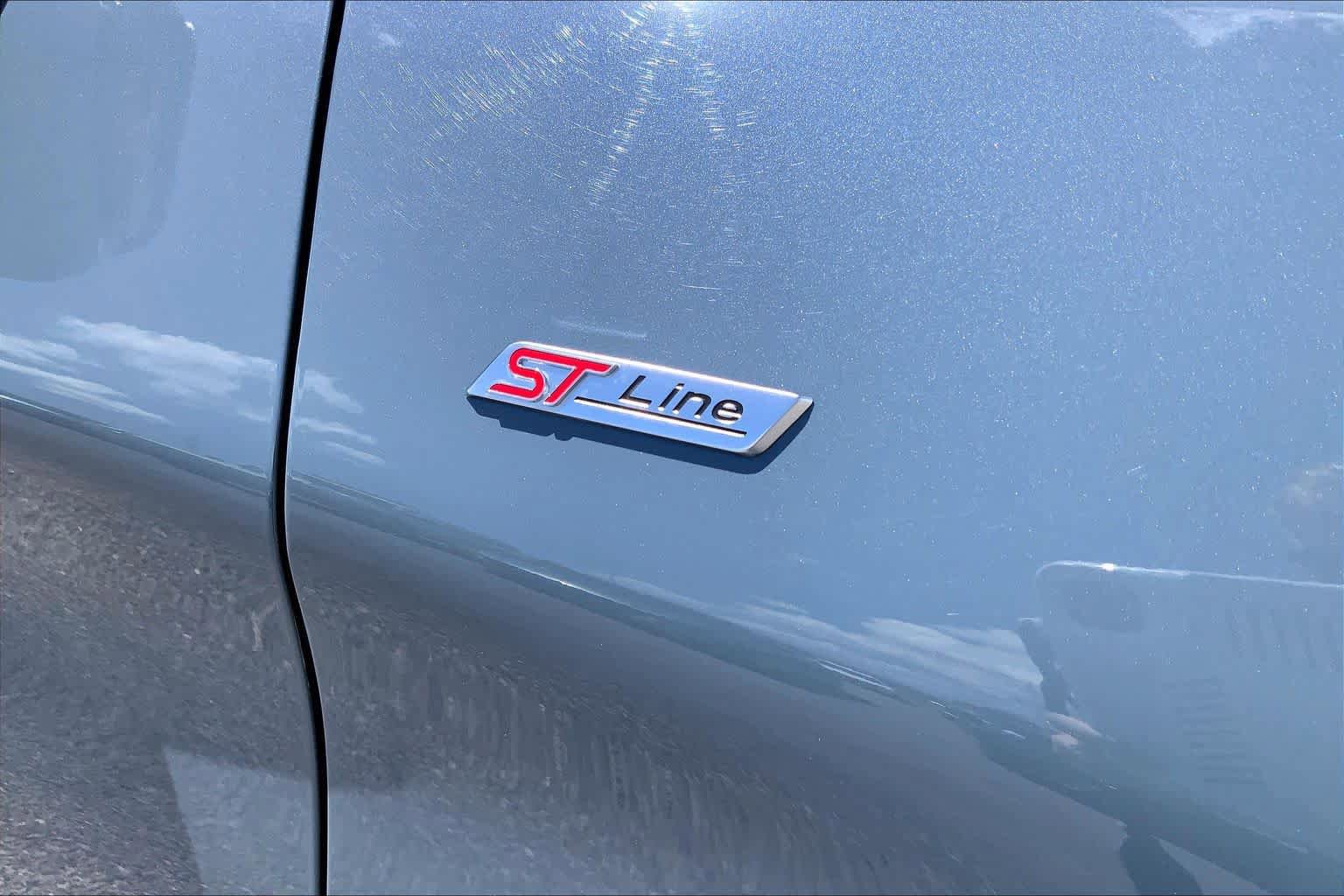 Certified 2025 Ford Explorer ST-Line RWD image 10