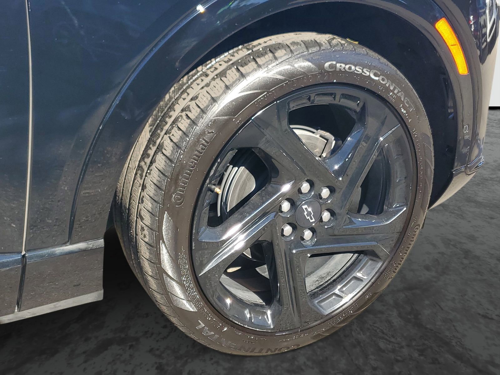 Used 2024 Chevrolet Equinox EV RS image 6