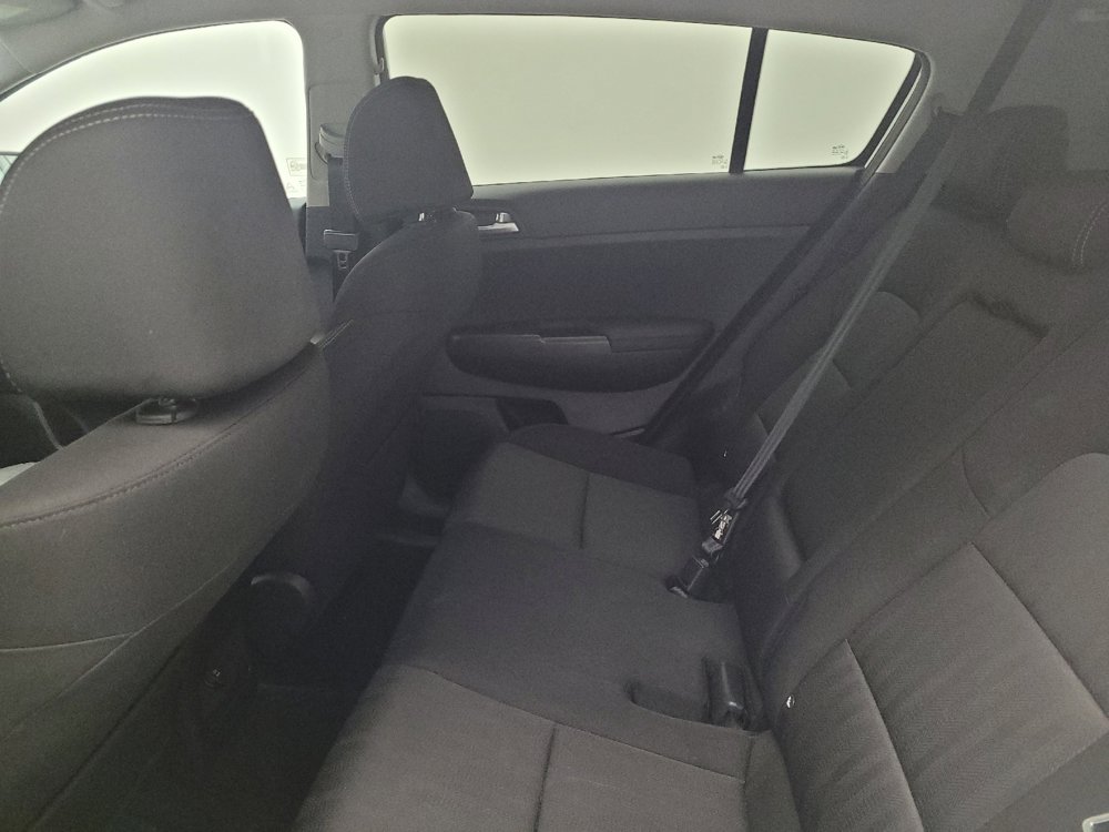 Used 2020 Kia Sportage LX AWD/4WD image 18