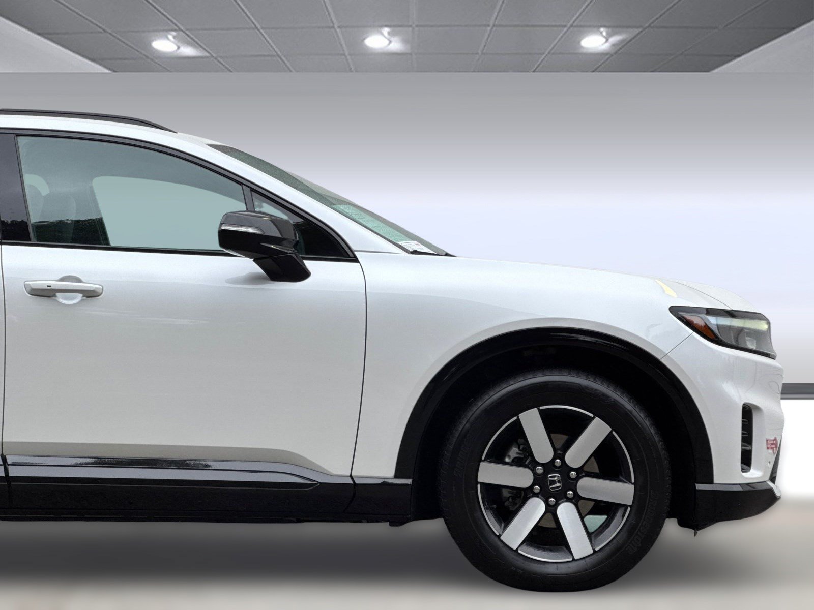Certified 2024 Honda Prologue Touring image 36