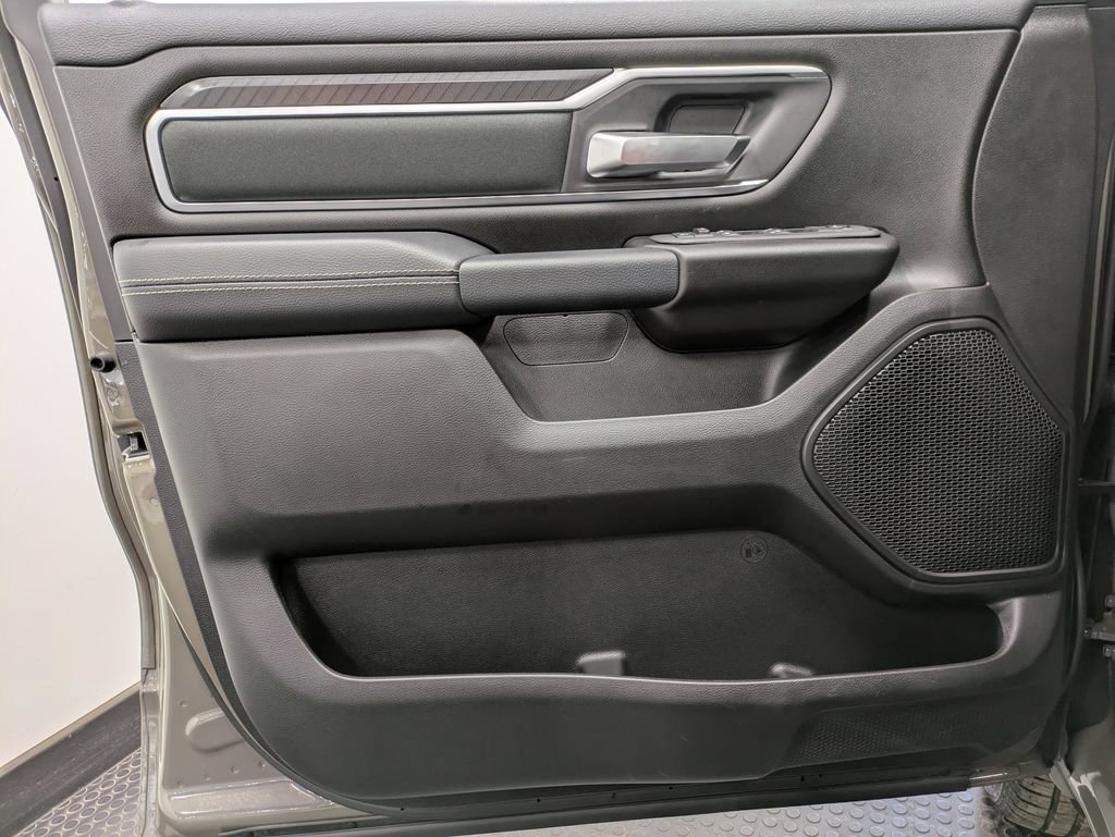 Used 2026 RAM 1500 Big Horn AWD/4WD image 8