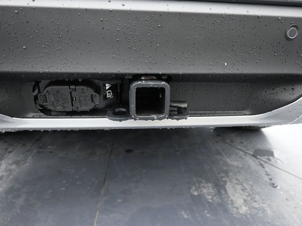 New 2026 Ford Explorer Active image 18