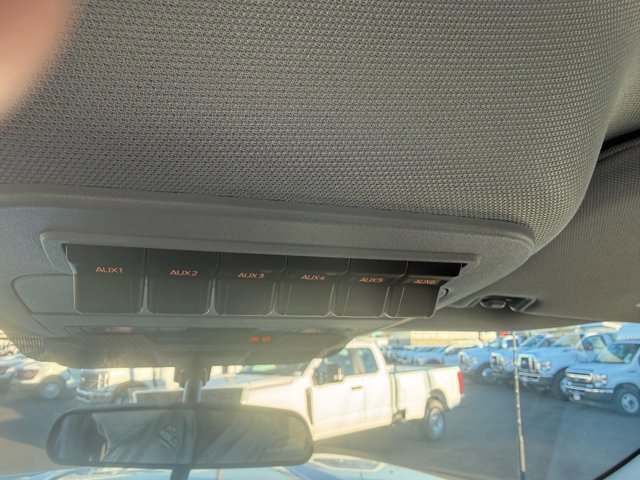 New 2026 Ford F250 XL w/ XL Chrome Package image 19