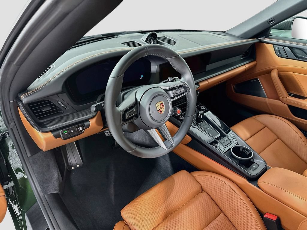 Certified 2026 Porsche 911 Targa 4 GTS AWD/4WD image 4