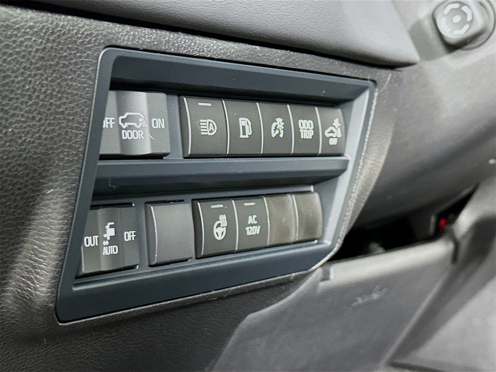 New 2026 Toyota Sequoia Platinum image 10