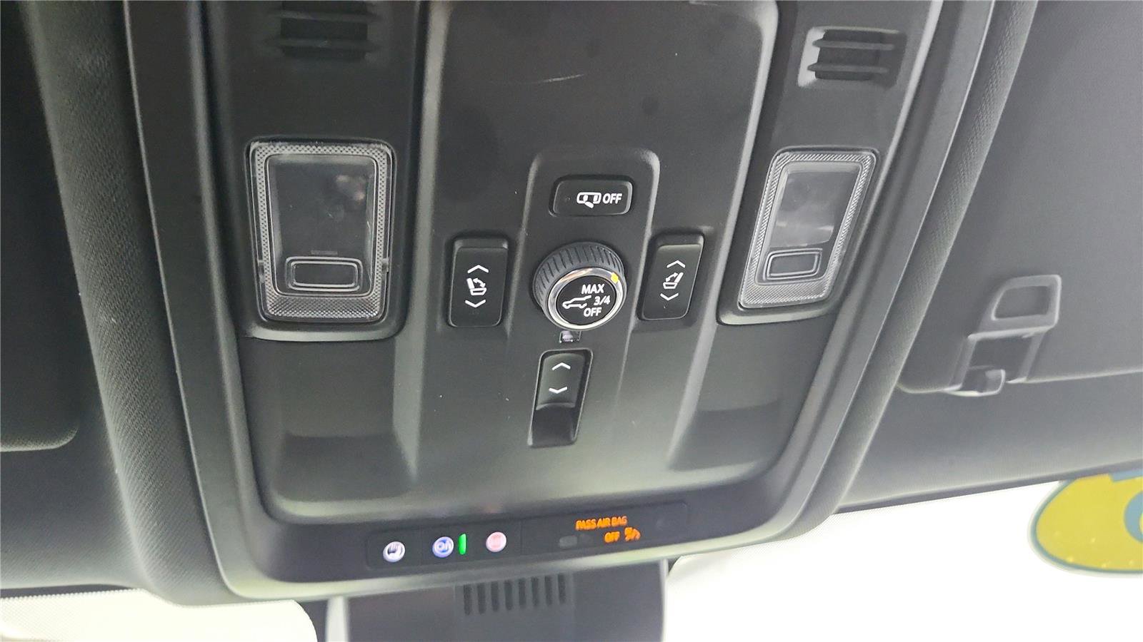 Used 2025 Chevrolet Tahoe High Country image 37