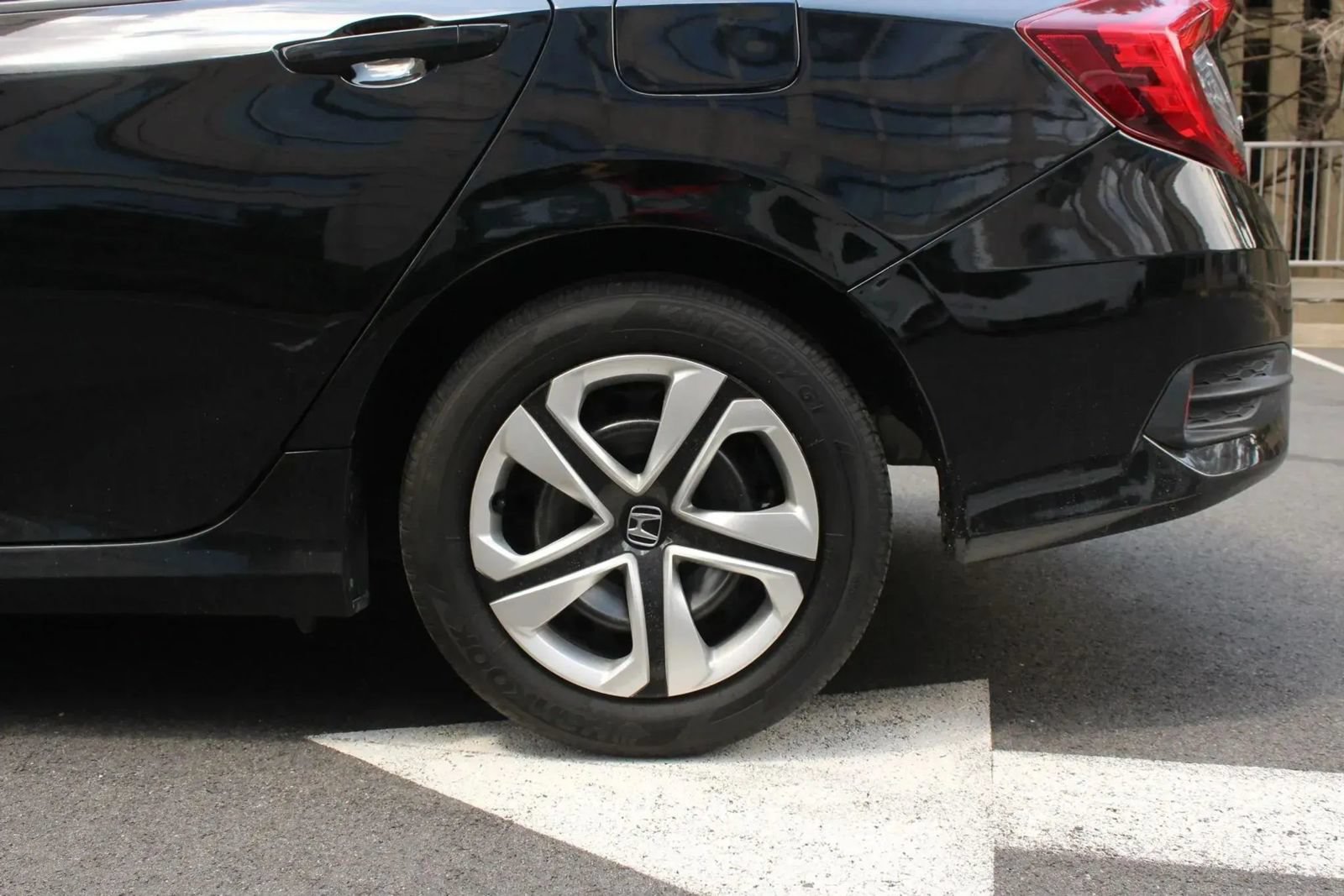 Used 2017 Honda Civic LX image 9