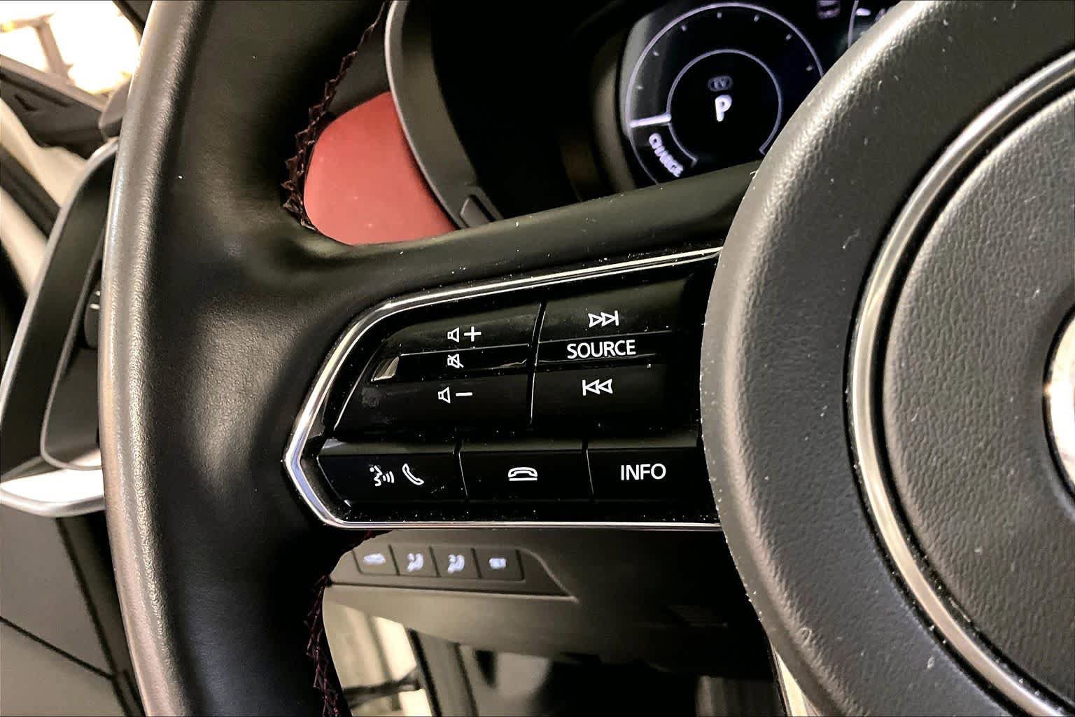 Used 2025 MAZDA CX-70 Plug-In Hybrid w/ Premium Plus image 26