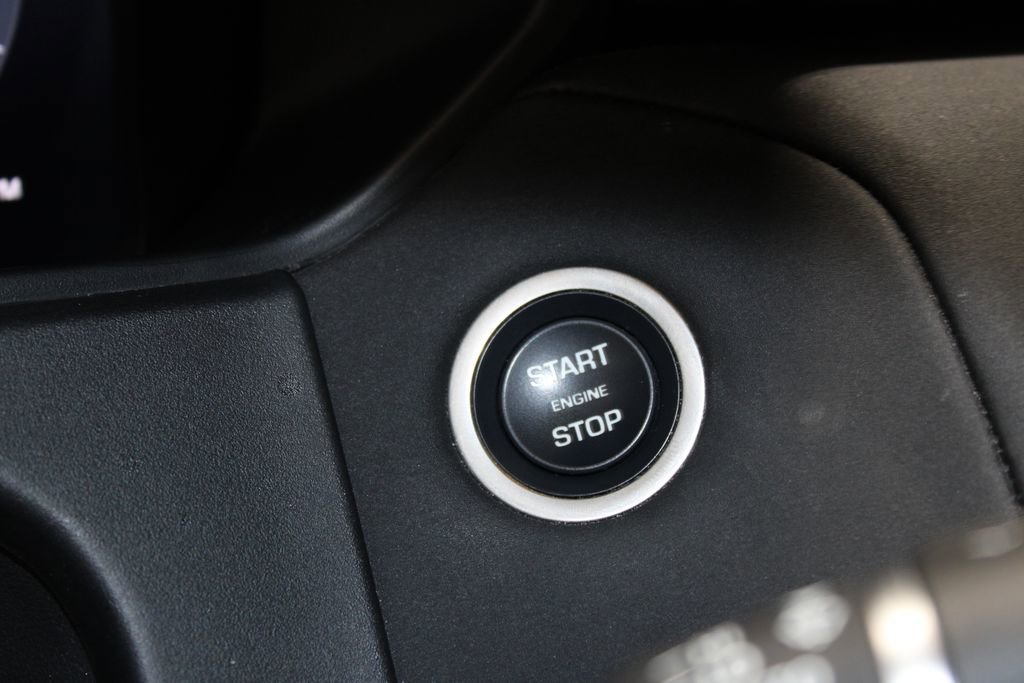 Used 2024 Land Rover Range Rover Velar S image 38