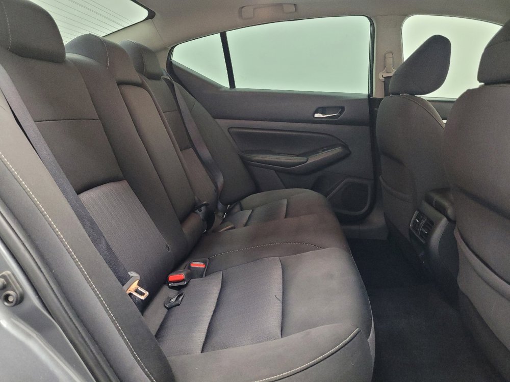 Used 2019 Nissan Altima 2.5 SV FWD image 19