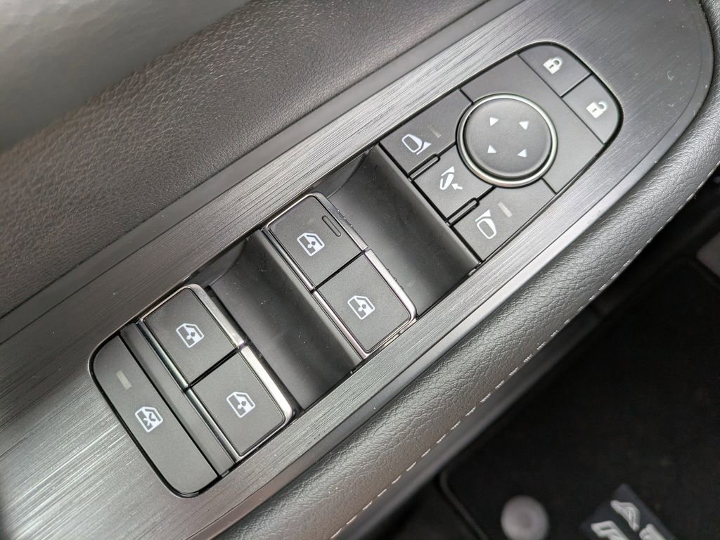 New 2026 Nissan Armada PRO-4X w/ Captain's Chari Seat Package image 23