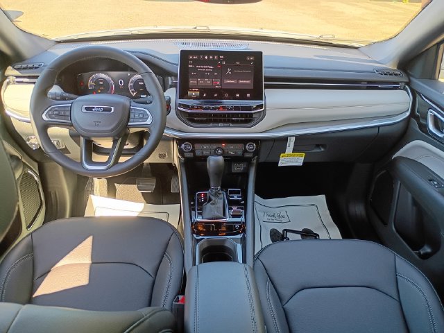 New 2026 Jeep Compass Limited AWD/4WD image 9