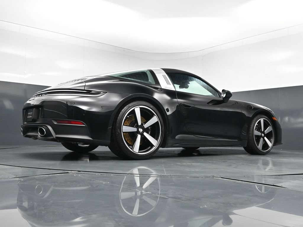 Certified 2026 Porsche 911 Targa 4S AWD/4WD image 29