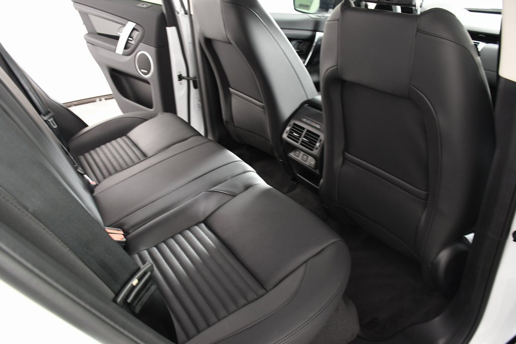 Used 2025 Land Rover Discovery Sport S image 22