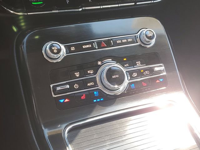 Used 2022 Lincoln Nautilus Reserve FWD image 29