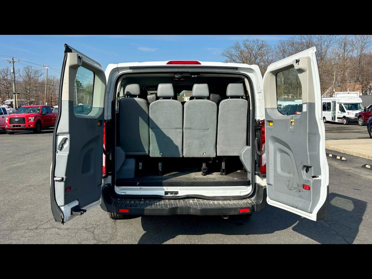 Used 2019 Ford Transit 350 XL RWD image 5