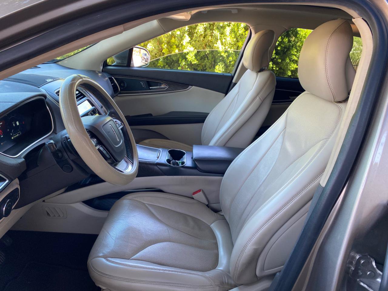Used 2019 Lincoln Nautilus Reserve FWD image 31