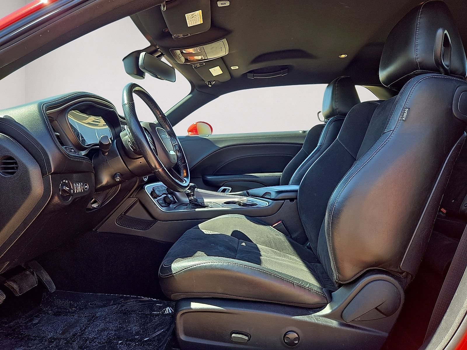 Used 2022 Dodge Challenger R/T w/ Plus Package RWD image 17