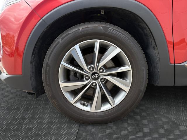 Used 2019 Hyundai Santa Fe SEL FWD image 13