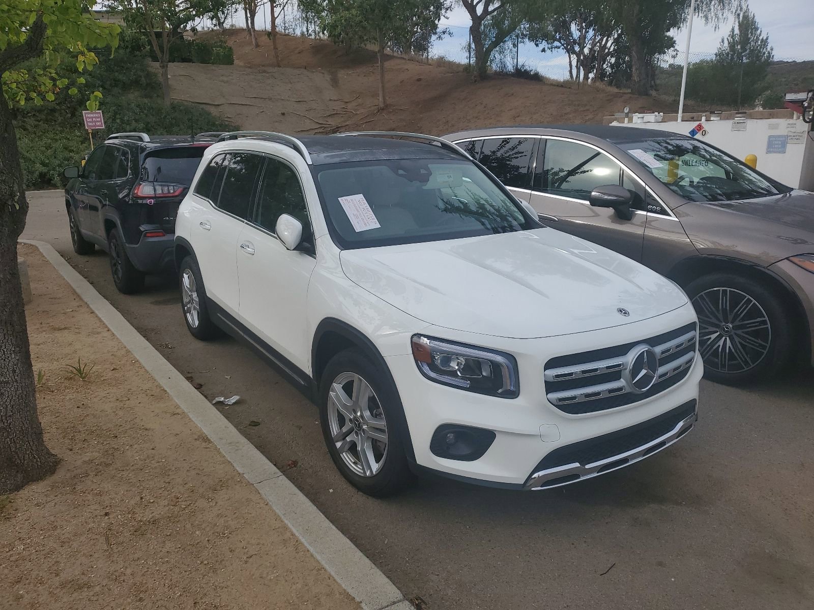 Certified 2021 Mercedes-Benz GLB 250 4MATIC image 1