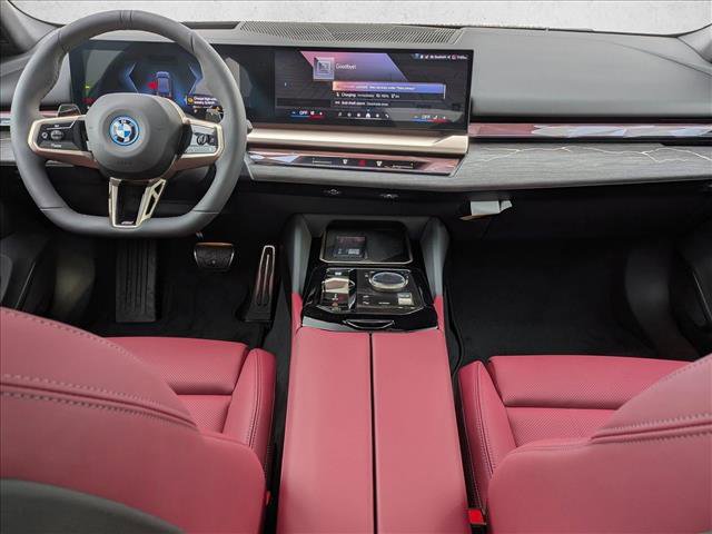 New 2026 BMW 550e xDrive AWD/4WD image 16