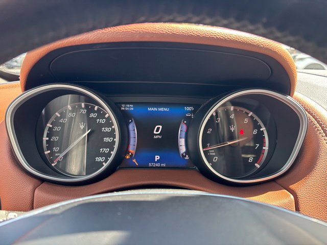 Used 2017 Maserati Levante AWD/4WD image 10
