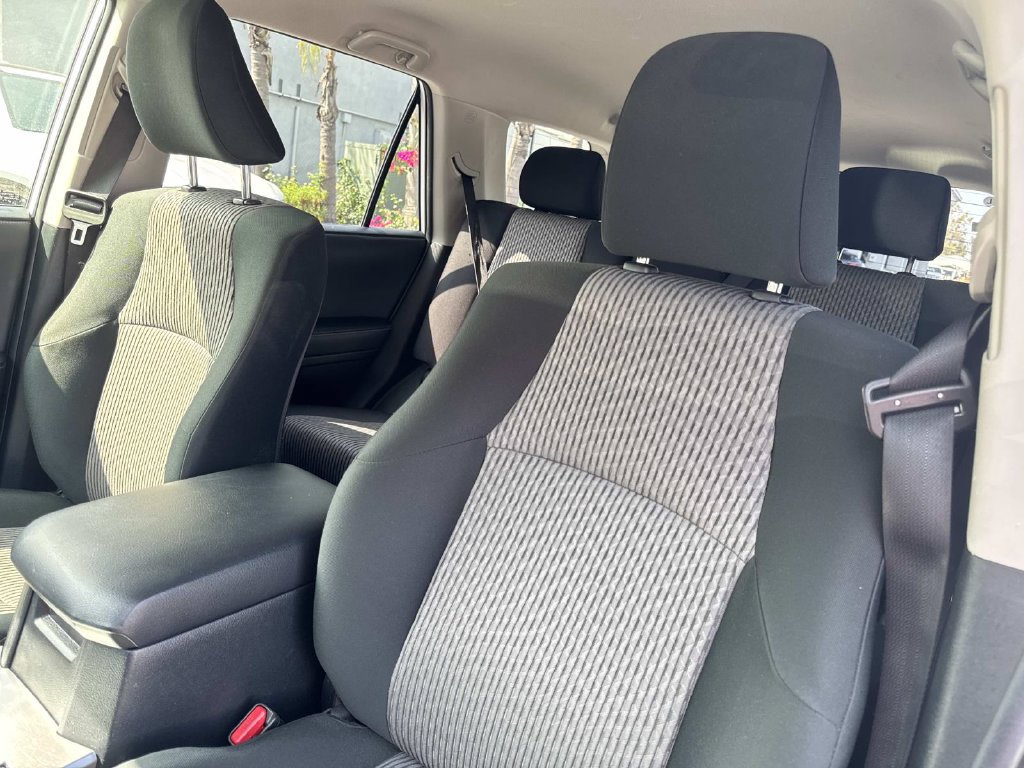 Used 2024 Toyota 4Runner SR5 AWD/4WD image 19